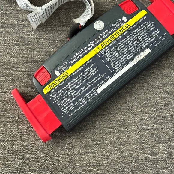 Mifold Grab-And-Go Compact Car Booster Portable Seat, 40-100 Lbs, Travel Seat - Picture 3 of 4